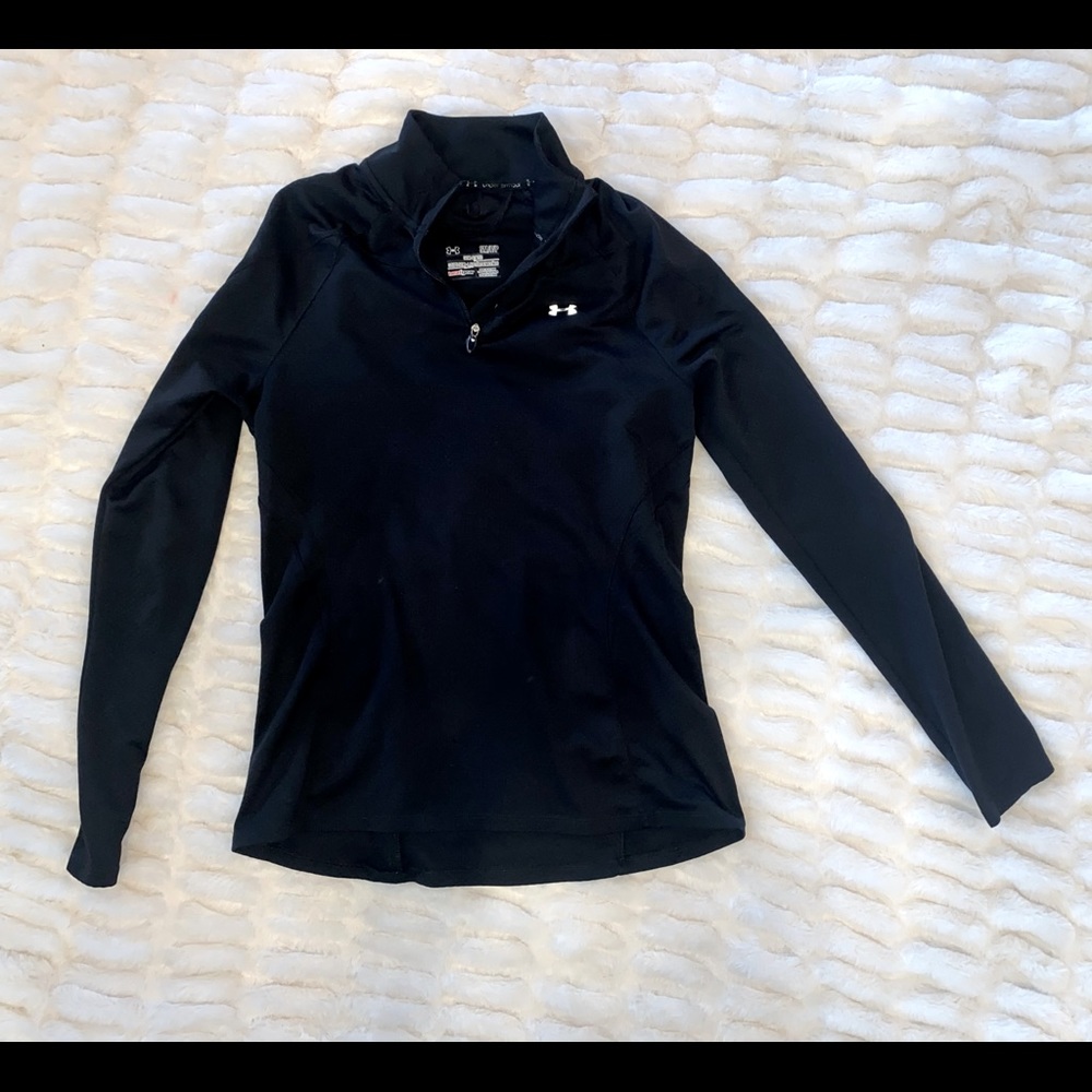 Under Armour semi-fitted HeatGear pullover